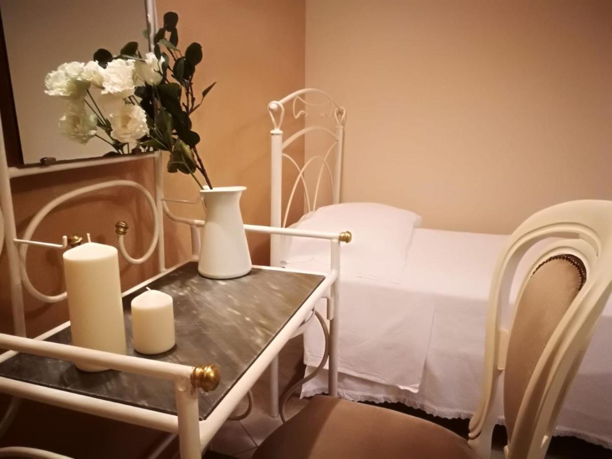 La Rosa Del Barone Bed & Breakfast Cancellara Exterior foto